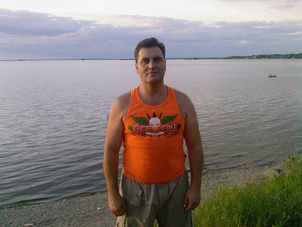 Олег Леонтьев