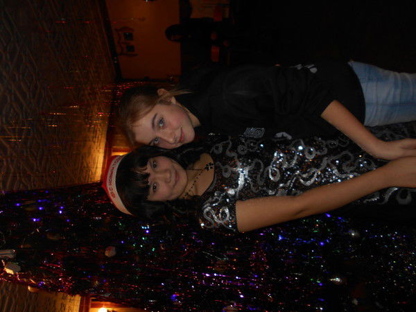 Лаура) Кожагельдинова)