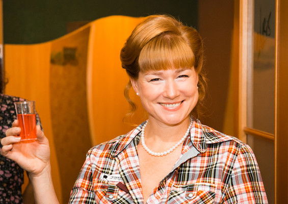 Анна Праздникова