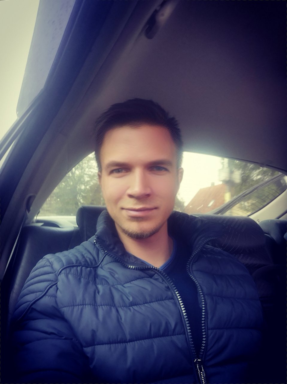 Артем Бронин