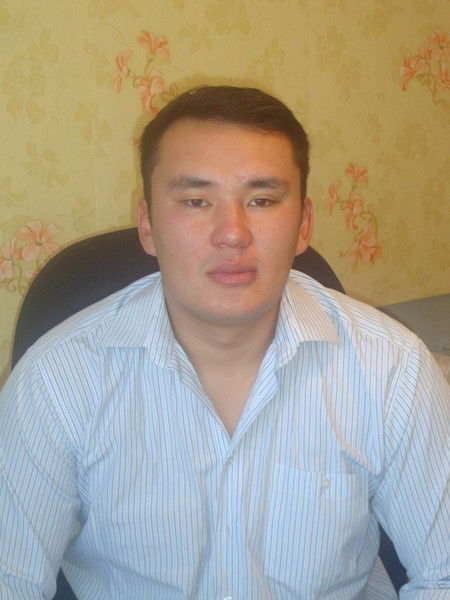 Абай Жанаков