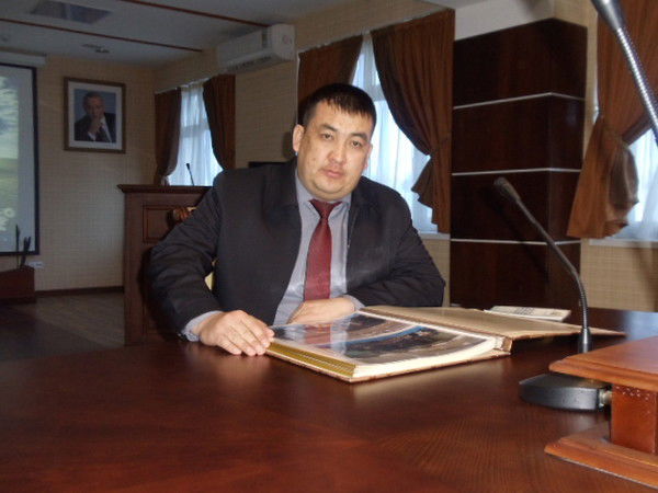 Бахтияр Аллияров