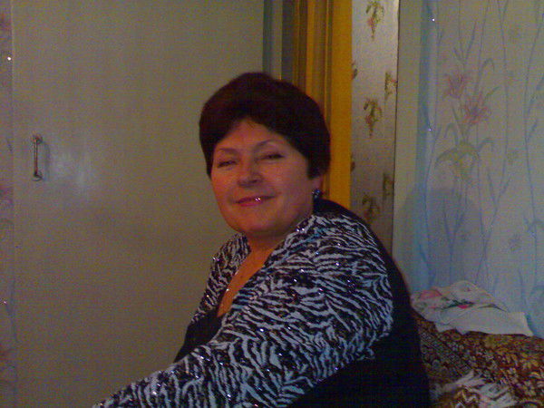 Елена Збырня