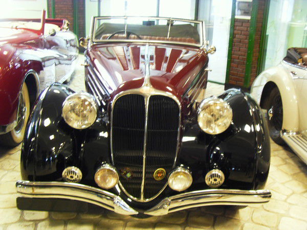 Елена Головина