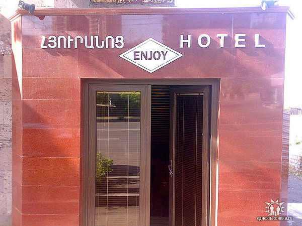 Hotel Enjoy