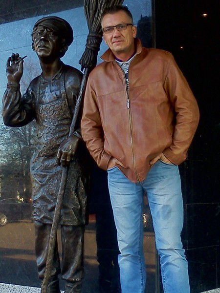 Игорь Ефремов