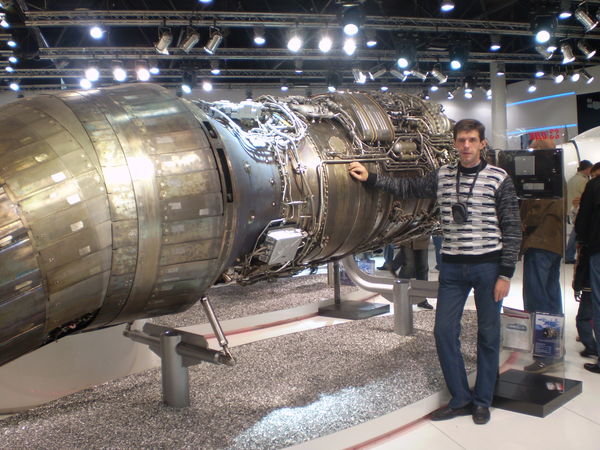 Александр Бондарев