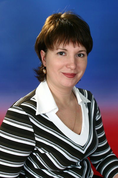 Елена Василец