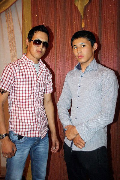 A Z A M A T K O N Y R O V