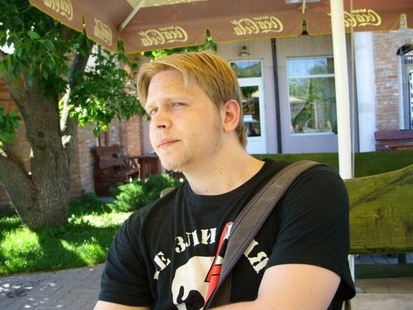 Евгений Толстов