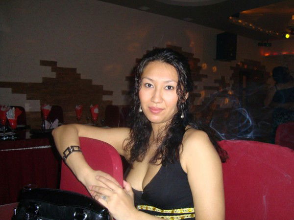 Лаура Бекжанова