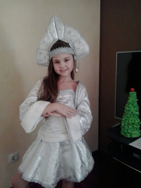 Лера Дресвянникова