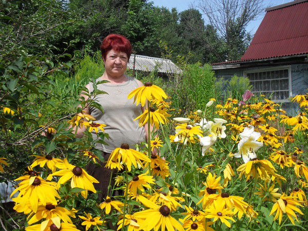 Людмила Тихонова