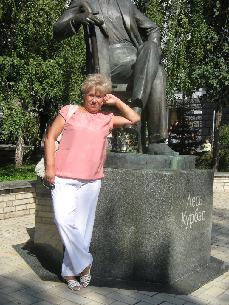 Людмила Ижутова