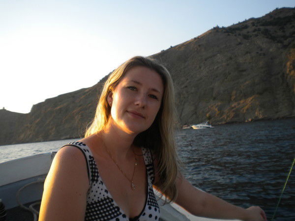 Юля Луганская