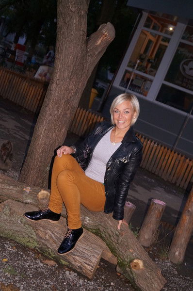 Анна Луговская