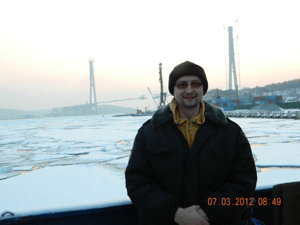 Дмитрий Голуб