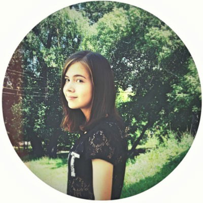 Лиза Ефремова