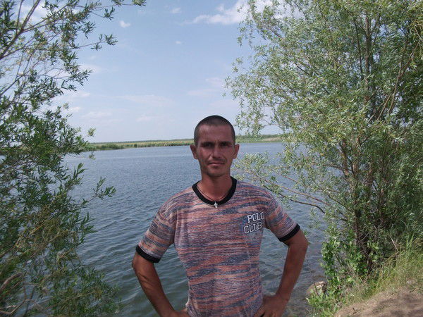 Игорь Попов