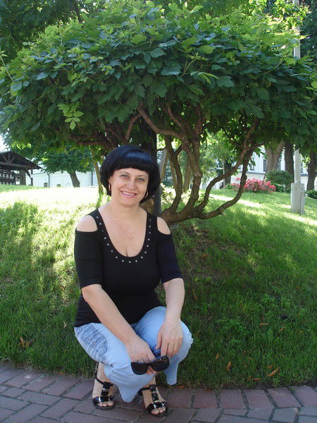 Любовь Плескач