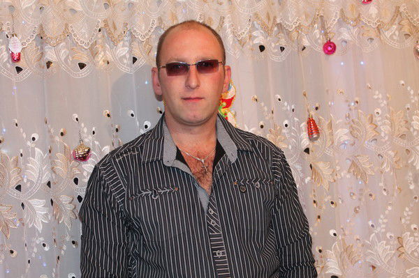 Максим Илларионов