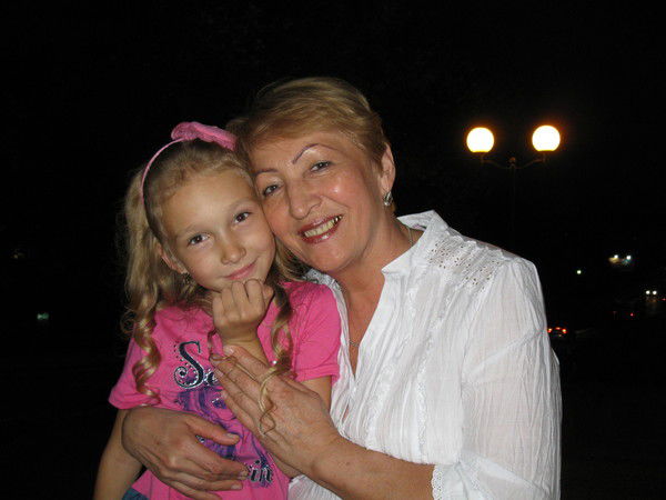 Нелля Максим