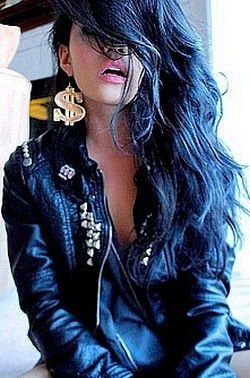 Аврора Данич