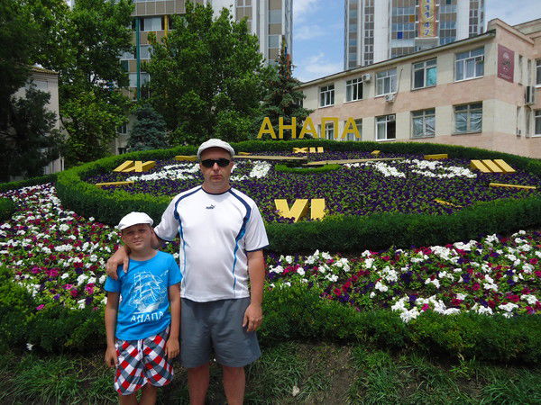 Алексей. Быстров.