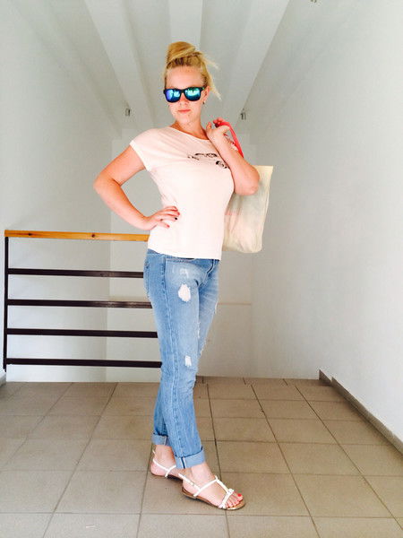 Юля Михайлова