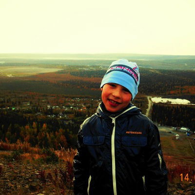 Денис Глазков