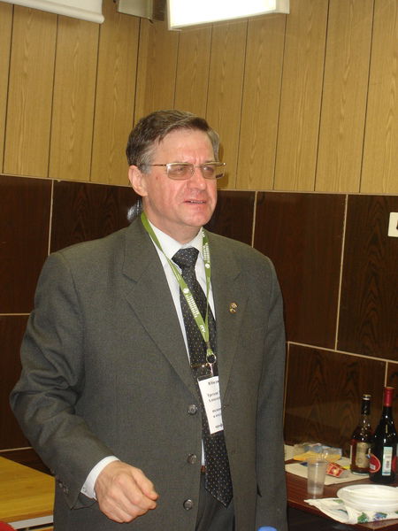 Неизвестно Неизвестно