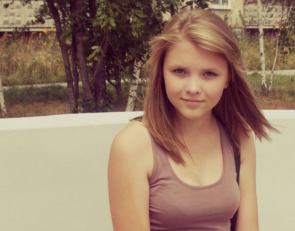 Лена Белоносова