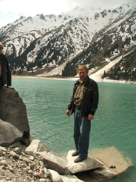 Иван Иванов