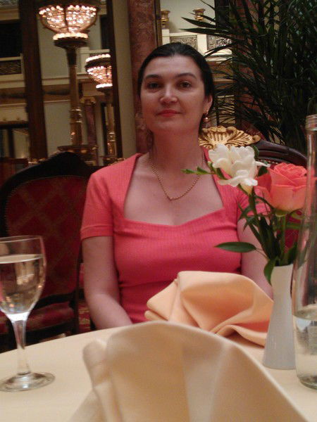 Елена Антонова