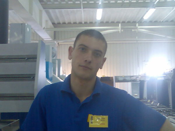 Антон Мазун