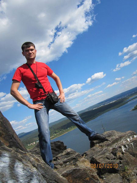 Дмитрий Мустафин