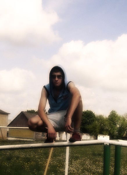 Андрей Скробот