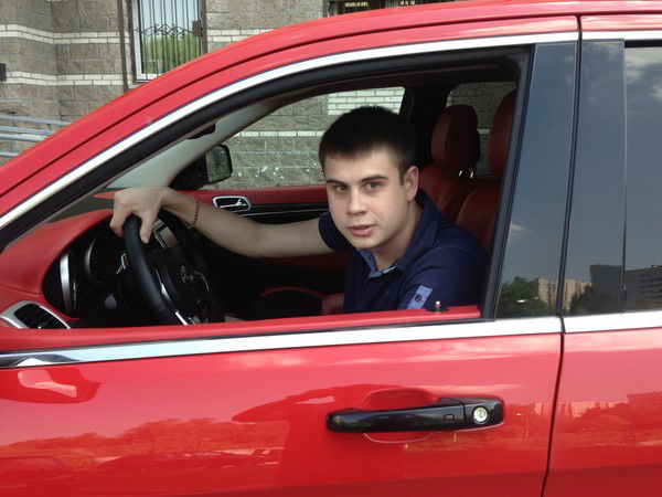 Максим Даниленко