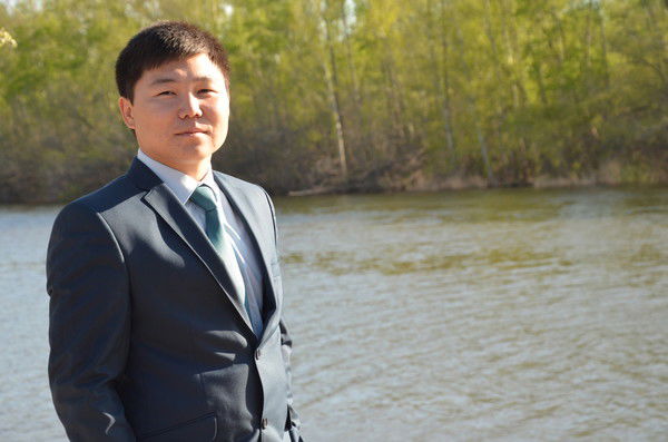 Медет Кенжегалиев