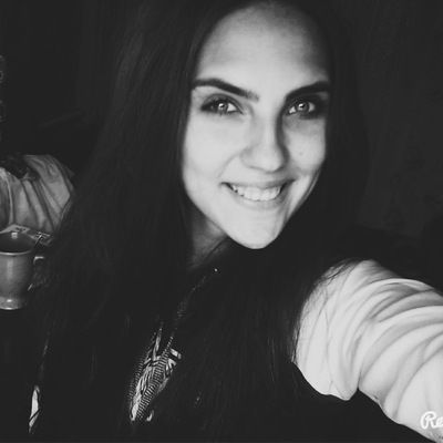 Каролина Макей