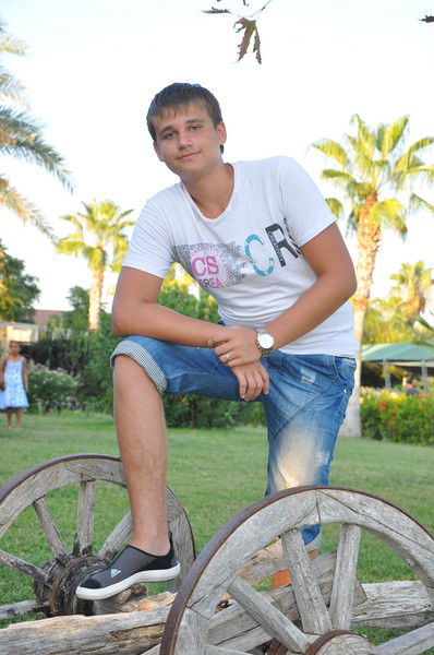 Слава Эсаулов