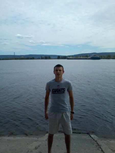 Тоха=)))) Антоха