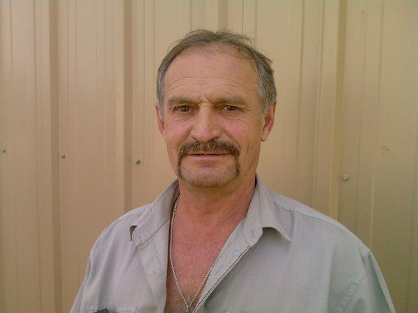 Александр Черников