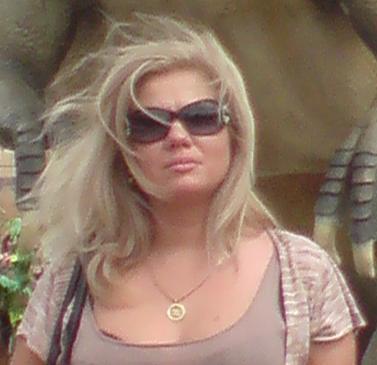 Лариса Сероштан