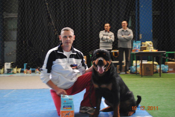 Олег Олейников