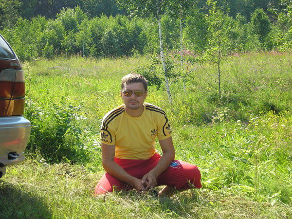 Александр Котов