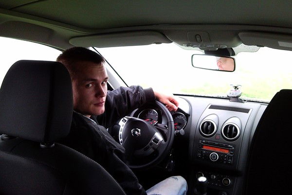 Юрий Николаев