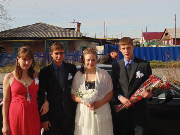 Андрей Попов