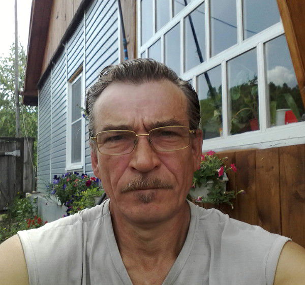 Александр Гурьянов