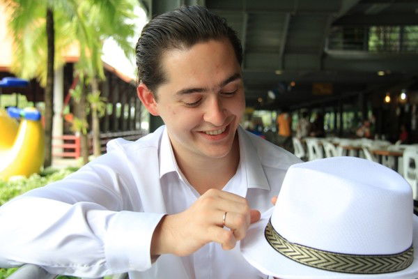 Александр Арестов